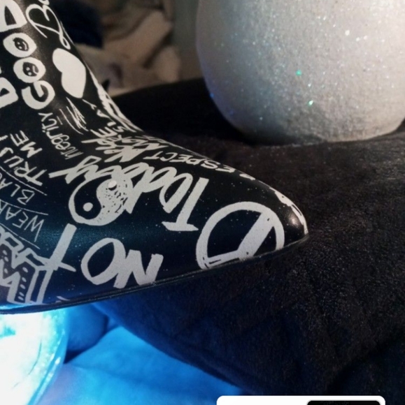 Aldo grafitti ankle boots - Picture 3 of 3